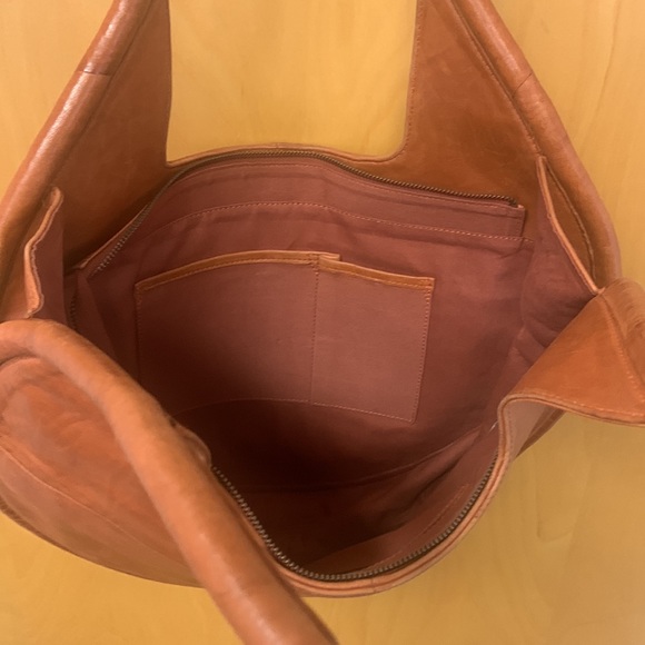 **SOLD** ANTHROPOLOGIE Julien Leather Tote - Picture 9 of 14